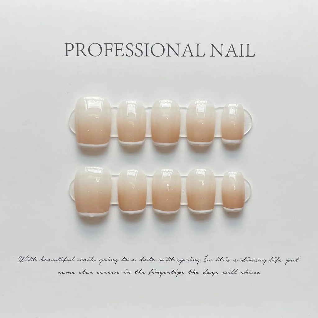10Pcs Glitter Handmade Press On Nails Short Round Japanese Heart Diamond Full Cover Autumn Decorative Manicure Wearable Nail Tip