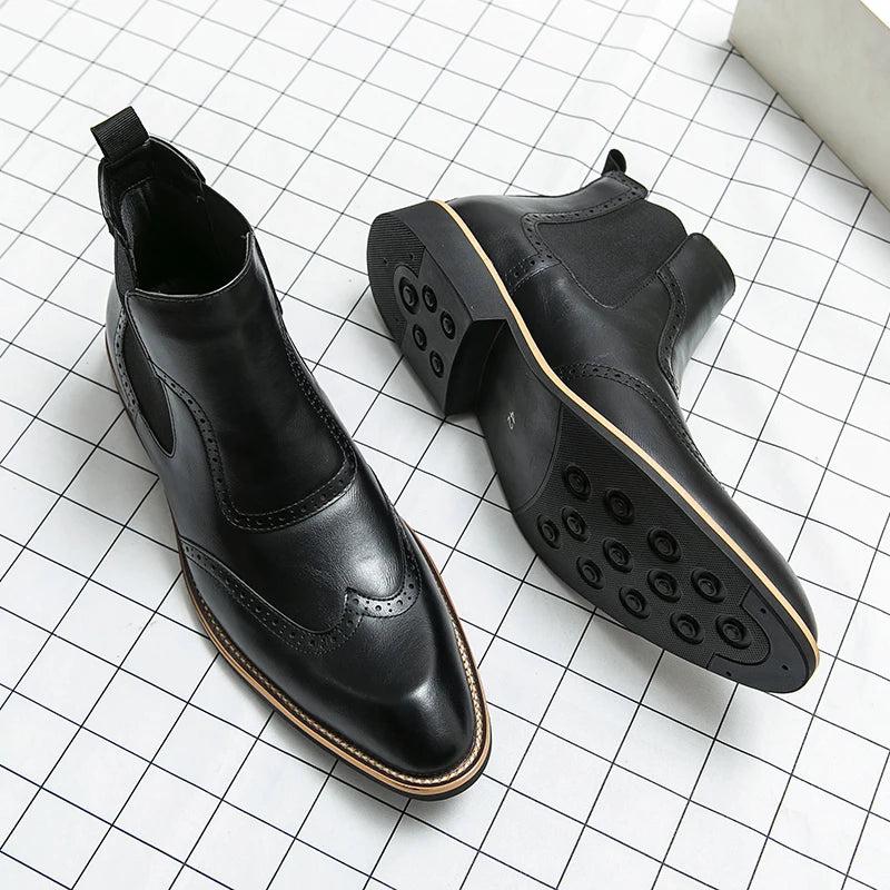 Genuine Leather Shoes Chelsea Boots for Women Retro Carved Boots Round Toe Ankle Boots British Style Women Shoes Winter/Autumn