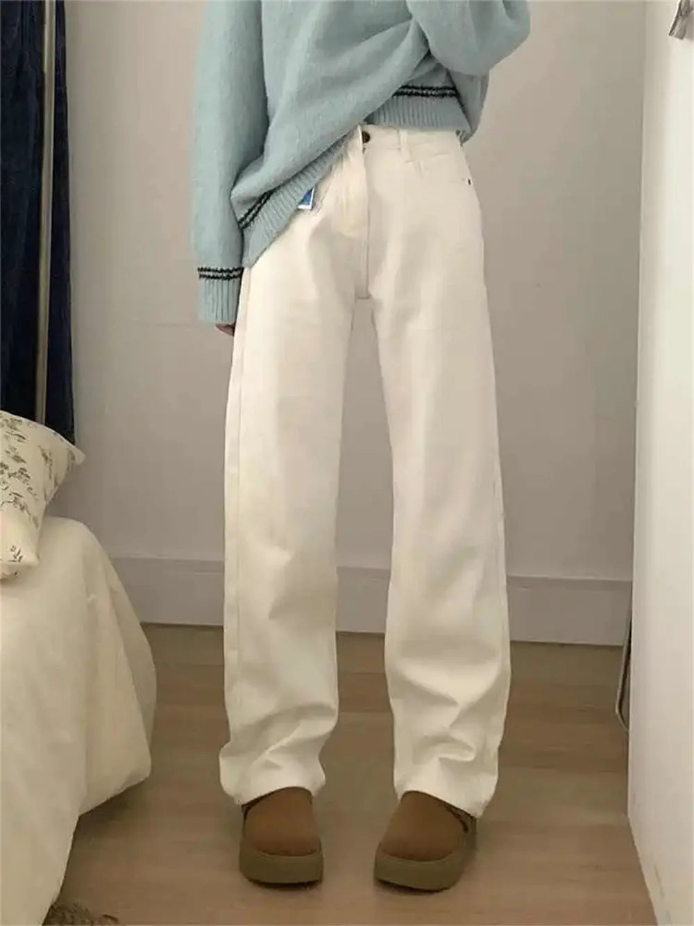 Winter Warm White High Waisted Denim Jeans Women Straight Leg Retro Wide Leg Denim Pants Cord Velvet Casual Slim Denim Trousers