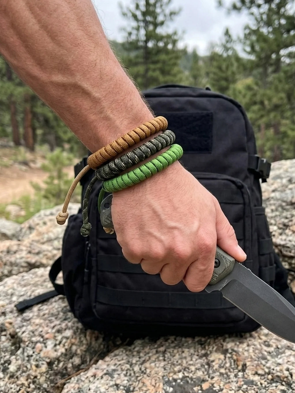Paracord Survival Wrist Strap Adjustable, Tactical Camping Hiking Rope Gear, Outdoor Emergency Survival Cord