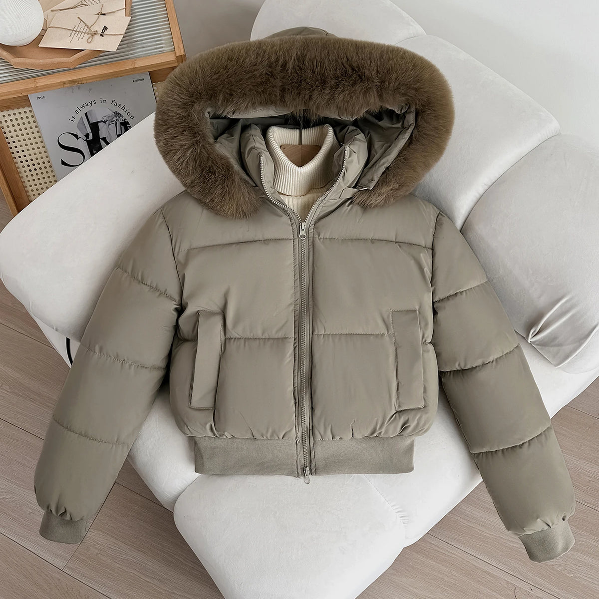 Women's Short Thickened Winter Cotton Jacket Quilted Coat Fur Collar American Retro Style Warm Casual Fashion Regular Fit