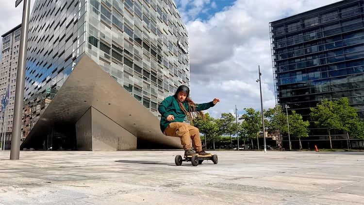 Meepo Rover 4x4 Off-Road Electric Scooter, Remote Control Dual-Drive 300lbs, All-Terrain Adults, Electric skateboard