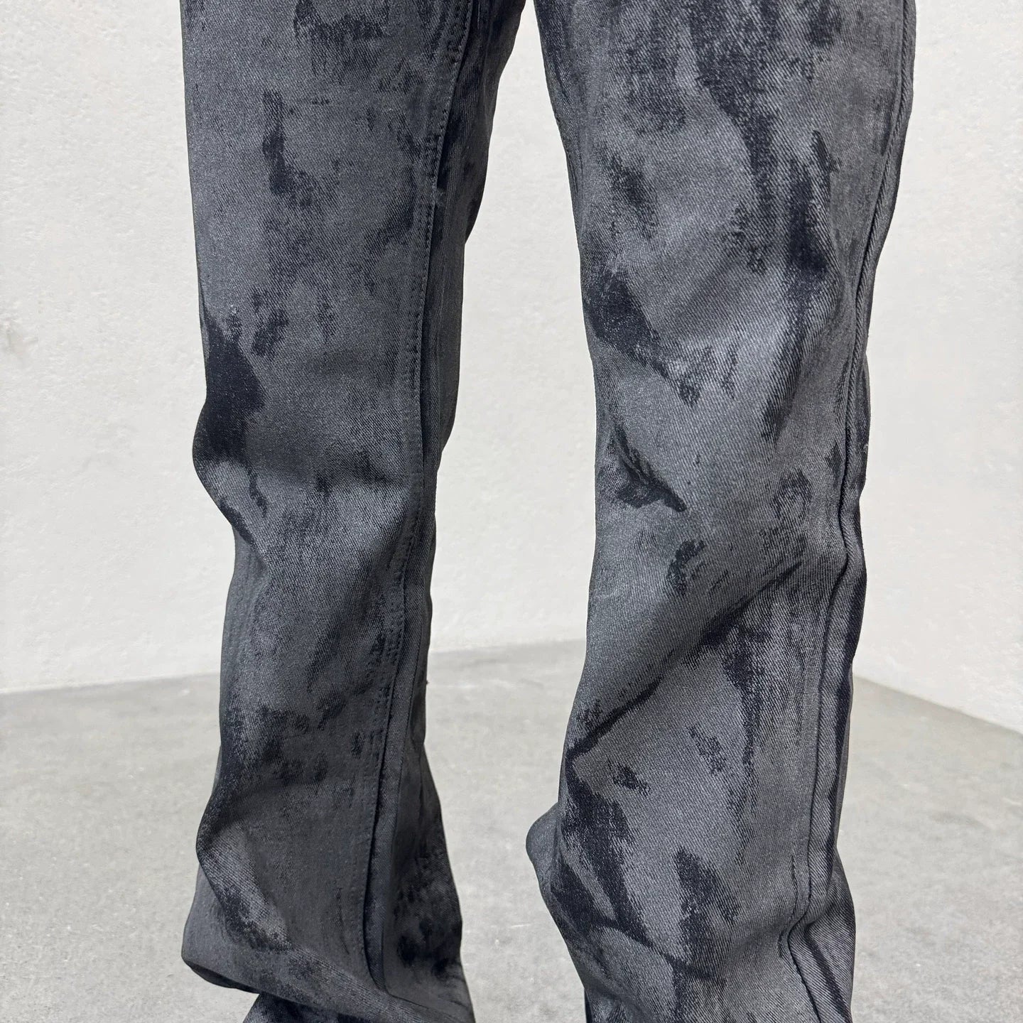 Men's Tie Dye Flared Denim Jeans Washed Handmade Brushed Wax Coating Casual Jean Pants Y2k Streetwear Slim Fit Bootcut Pants
