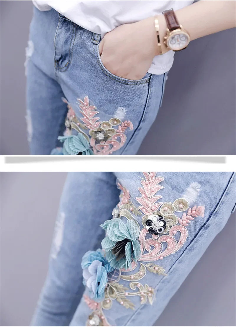 Two-Piece Suit 2025 Summer New Women Denim Pants Beading Embroidery Tshirt Tops+ High Waist Hole Jeans Female Casual Outfits
