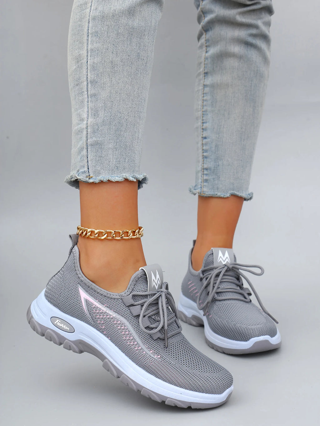 Spring and Autumn New Women's Casual Lace-Up Sneakers, Comfortable, Breathable, Lightweight and Wear-Resistant Sports and Casual Shoes