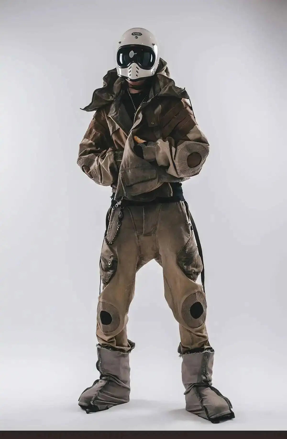 HKSH Autumn New Men's Hooded Distressed Patchwork Folded Waste Land Tactical Punk Techwear Shoulder Batwing Sleeve Jacket HK2392