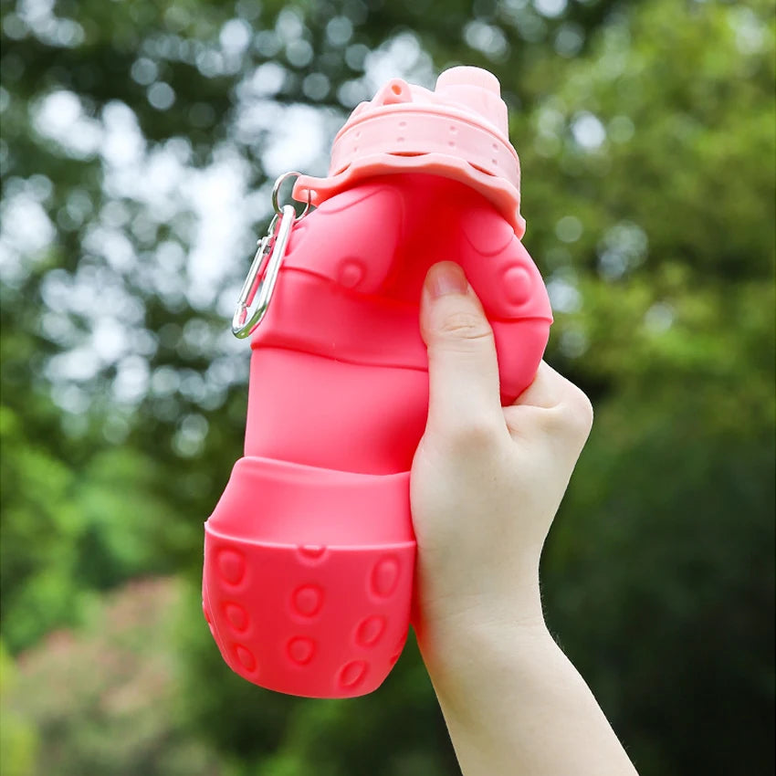 Portable Foldable Sports Water Bottle 600Ml Travel Sports Bottle Strawberry Shaped Water Bottle Kids Silicone Telescopic Cup