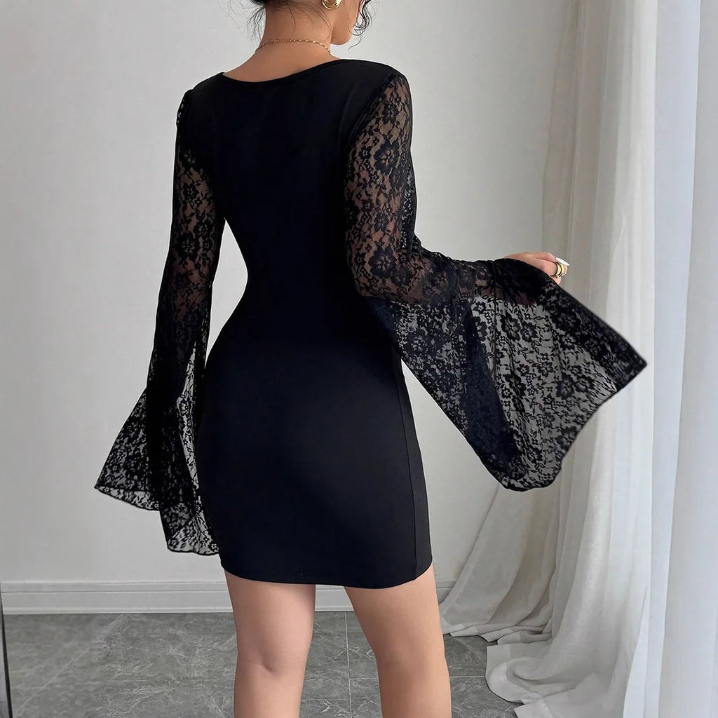 2025 New Women's Dress With Flared Sleeves, Solid Color Lace Splicing, Square Collar, Slim Fit, Hip Hugging Dress