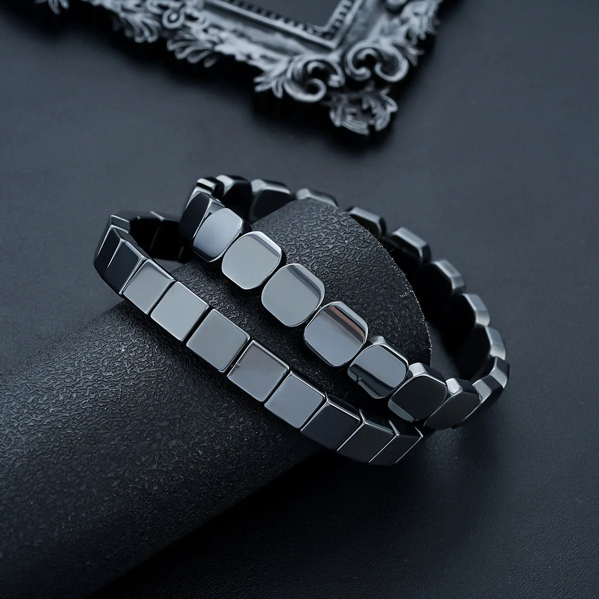 1pcs Hematite Bracelet For Men Reclaim Your Edge Confidence Natural Hematite Stone Beaded Stretch Healing Bracelets Gift Jewelry