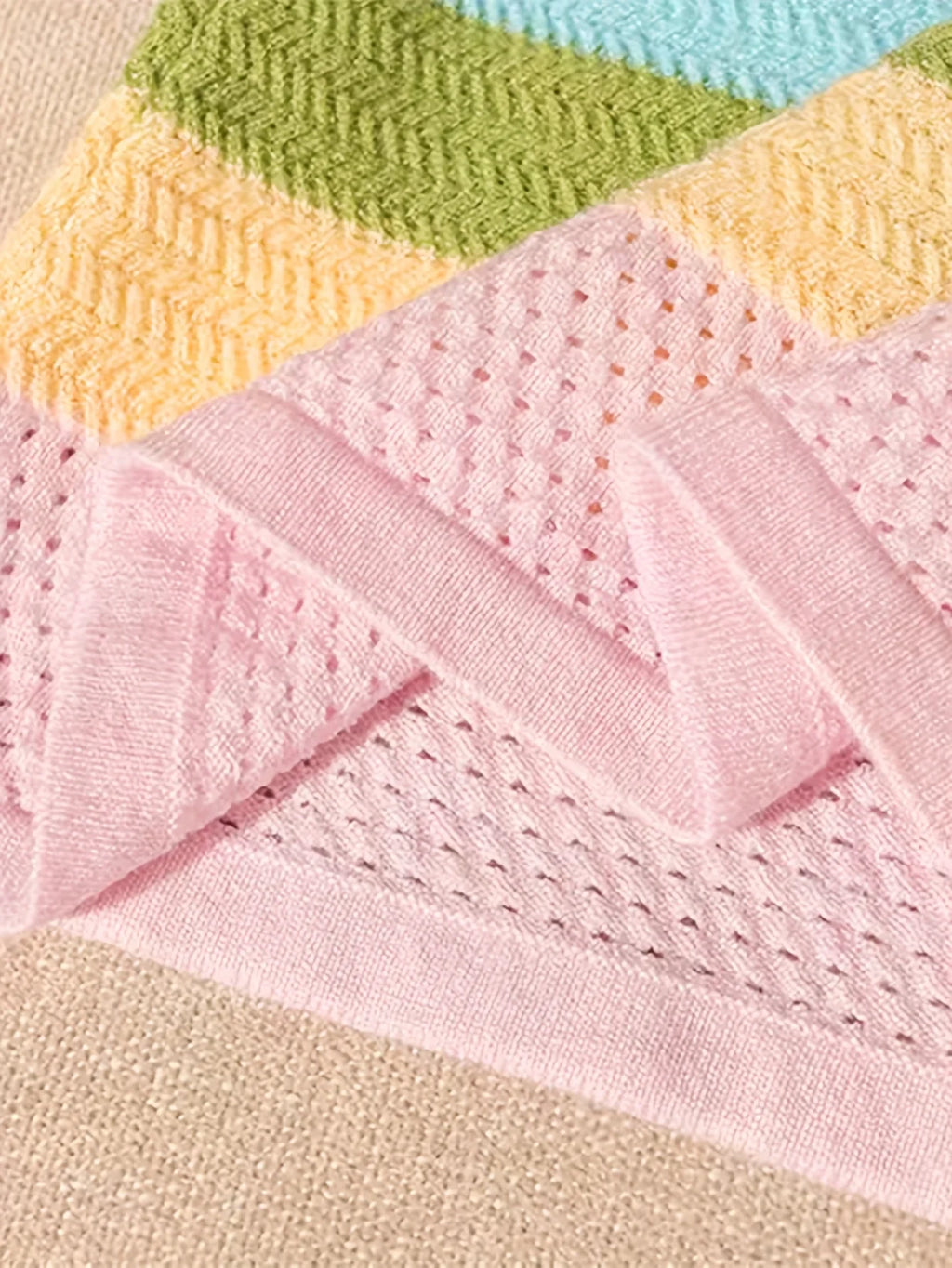 New Elegant Spring Summer Collection from Europe And America Featuring a Knitted Tank Top with a Bow And Rainbow Stripes Camis