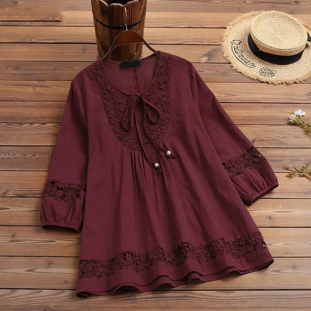 Round Neck Women T-shirt Lace Patchwork Crew Neck Lady Spring Shirt Chic Plus Size Casual Lady Spring Blouse for Dating