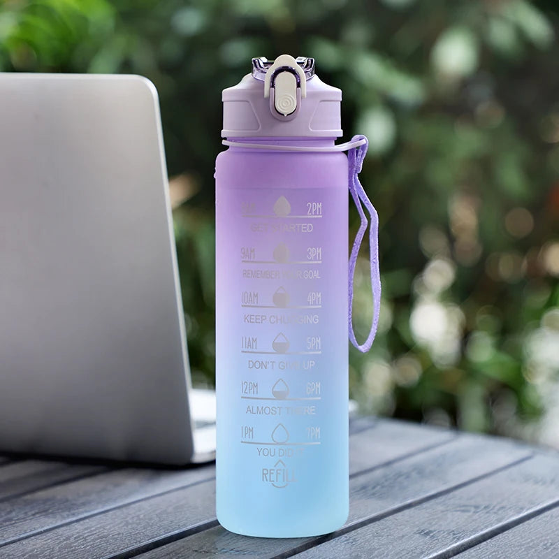 Graduated Straw Cup with Large Capacity of 800ml, Suitable for Sports and Outdoor Activities, Cute and Portable Sports Camping Cup, Water Bottle, Suitable for Students and Girls, Gift for Best Friends