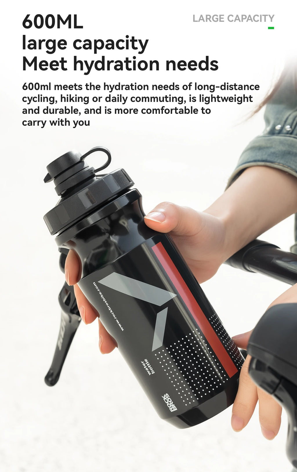 ROCKBROS Cycling Water Bottle 600ml Large Capacity Lightweight Squeeze Type Sports Bottle with Dust Cover Leakproof Water Bottle