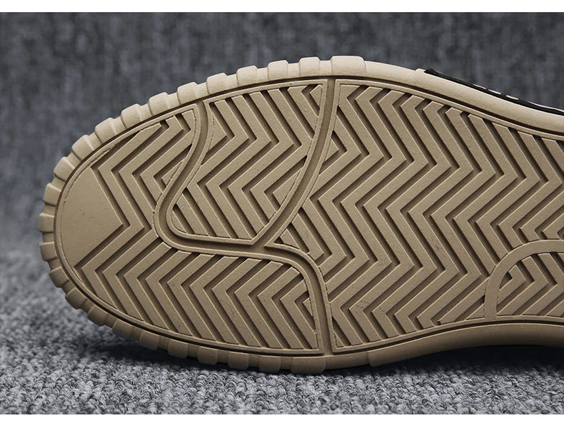 Men Sneakers Casual Canvas Shoes Breathable  Walking Flats Slip-on Man Vulacnized Shoes Summer Working Footwear Zapato De Hombre