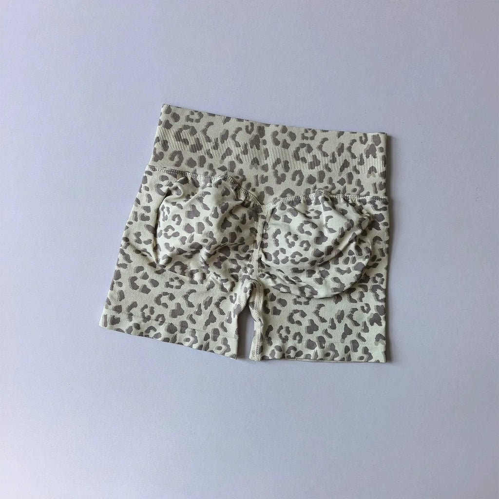 Sexy Leopard Print Seamless Yoga Shorts High Waist Peach Butt Lift Tummy Control 4-Way Stretch Breathable Workout Cycling Pants