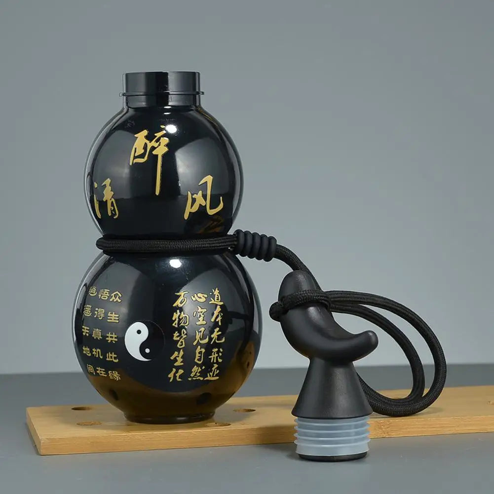 750ml Chinese Retro-Inspired Gourd Water Bottle Large Capacity Outdoors Leak-proof Water Sports Bottle King Wukong Drinking Cup