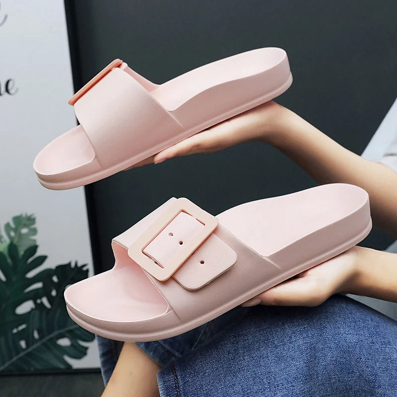 Adjustable Buckle Women's Sandals, Non-Slip, Lightweight, Flat-Soled Slip-On Sandals for Outdoor Wear, Beach Sandals, Bathroom S
