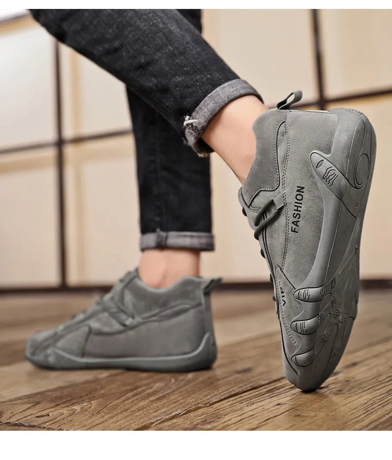 Men's Shoes New Fashion Breathable Non-slip Wear-resistant Outdoor Casual Mid-Top Lace-Up Sneakers
