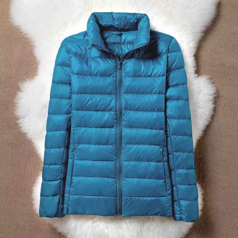 90% Ultra-light Thin Down Jacket Women Autumn Winter Plus Size Short Warm White Duck Down Coat Parka Female Portable Outerwear