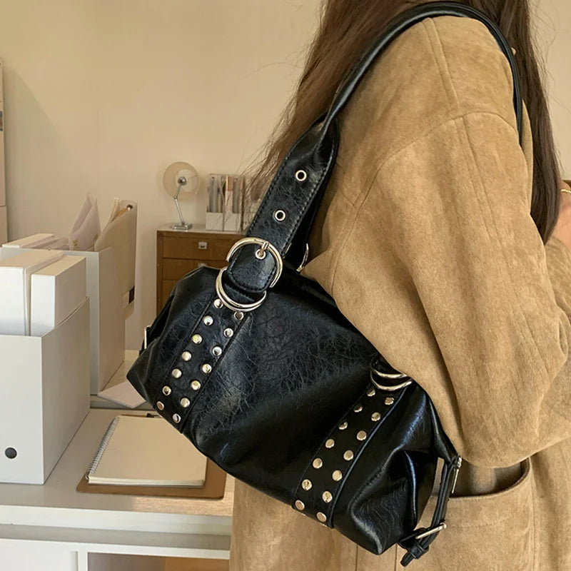 Vintage Style PU Leather Women Shoulder Bag Large Capacity High Quality Fashion Rivet Handbag Daily Use Y2K Motorcycle Bag