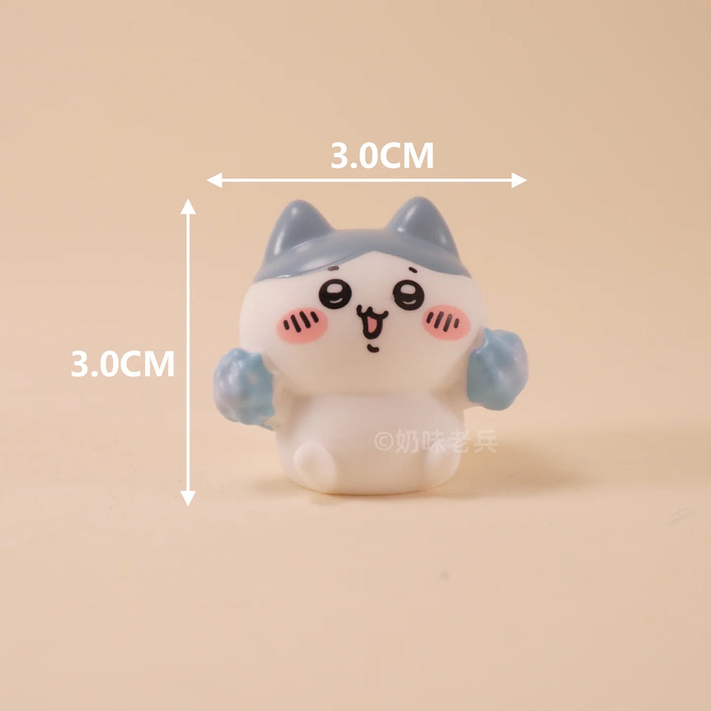 Cute Momonga Hachiware Mini figurine cute cartoon Chiikawa Usagi in-vehicle ornament desktop trinket gifts for girls