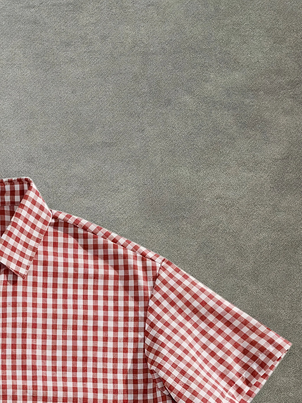 Men's Collegiate Style Plaid Casual Comfortable Short-Sleeve Shirt for Spring, Summer, and Autumn, Suitable for Everyday Casual