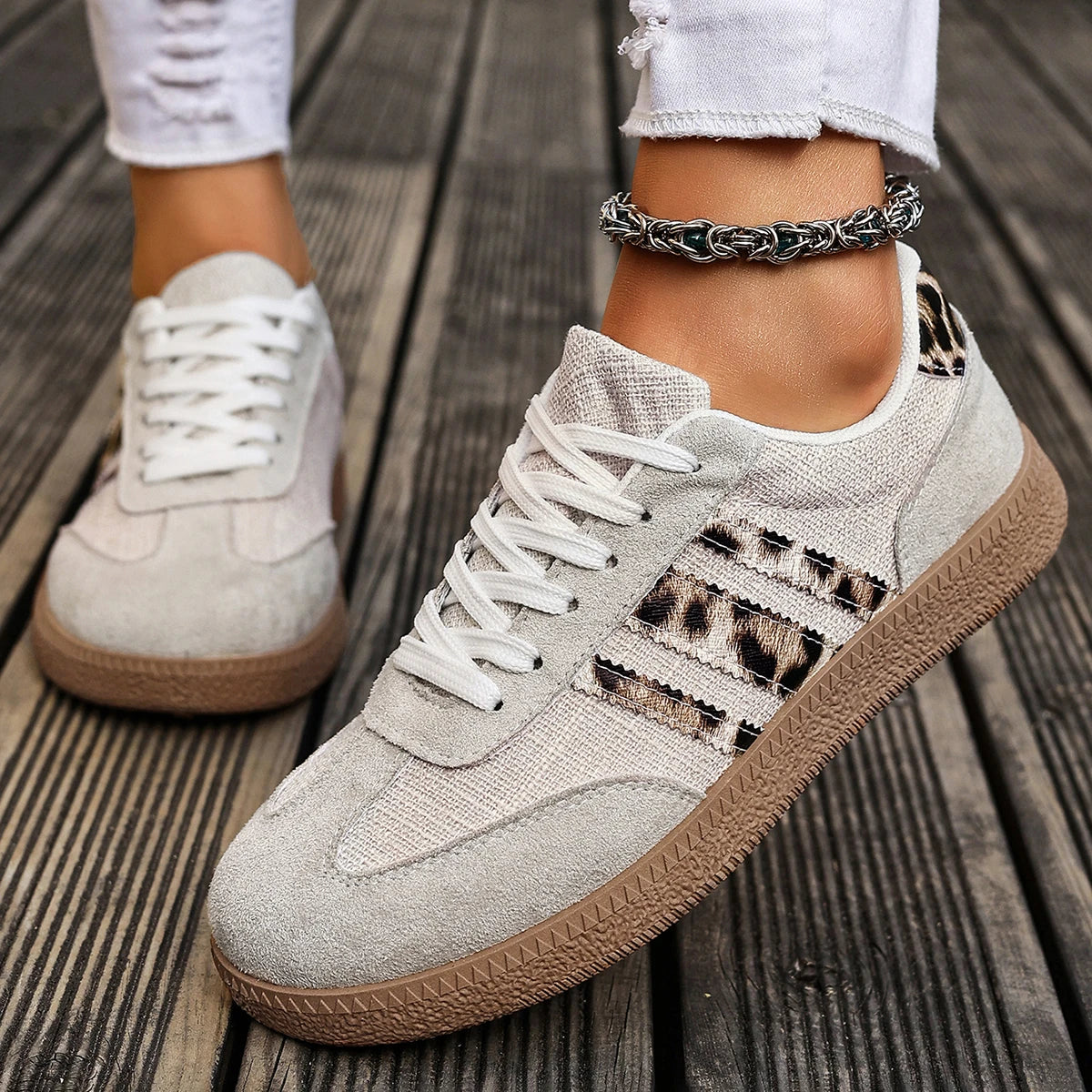 New Leopard Print Casual Sports Shoes for Autumn Winter, Large-sized Lace-up Anti-slip Round-toe Lace-up Women's Single Shoes 74