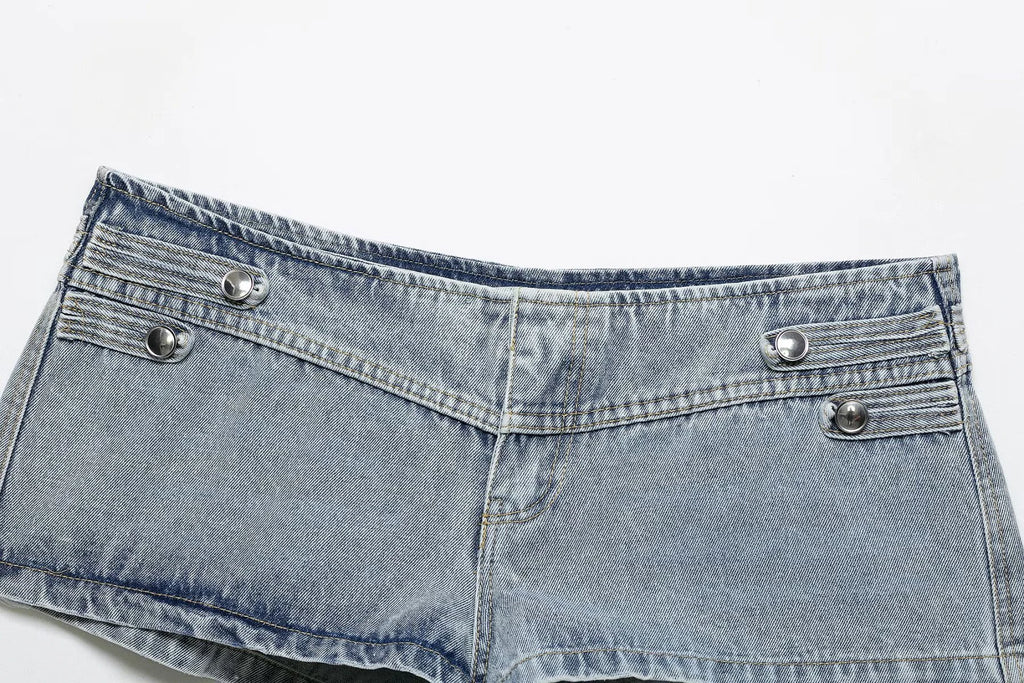 European and American style 2026 summer new women's clothing design sense close fitting denim jacket low waist shorts set
