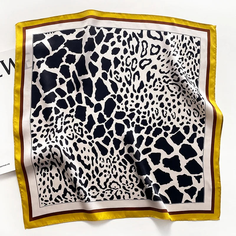Nature Silk Neck Scarves Lady Foulard Lovely Strawberry Print 100% Real Silk Square Scarf for Women Bag Ribbon Hairband Kerchief
