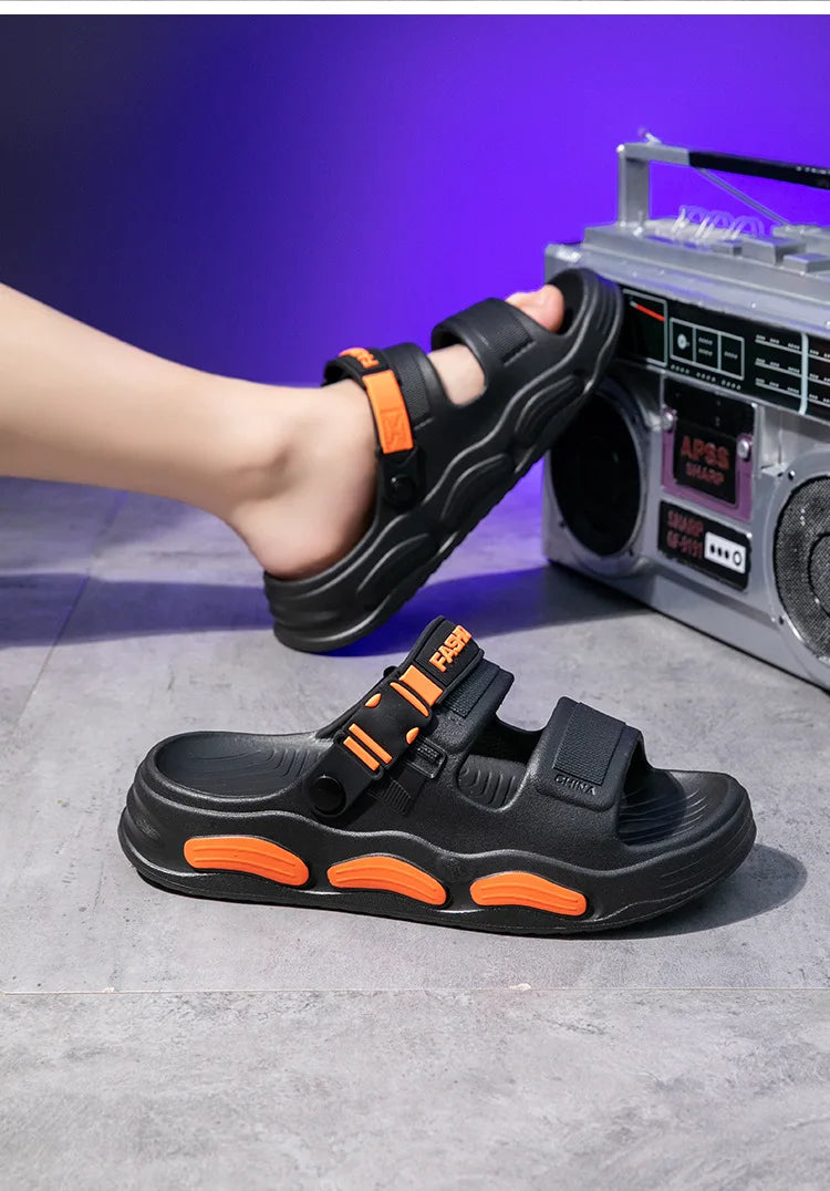 New lightweight and soft cloud like men's sandals and slippers for summer outings, durable and thick soled, anti slip