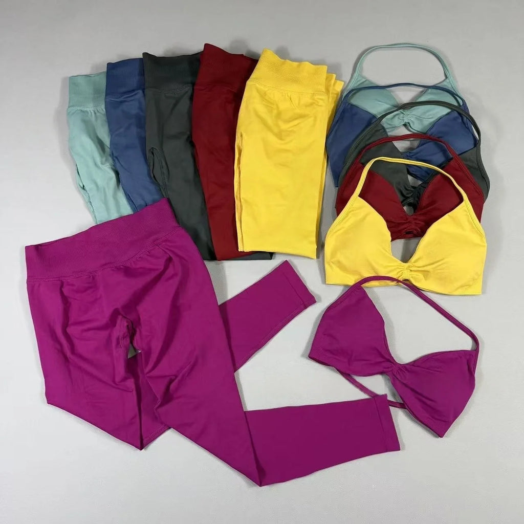 2-Piece Set Women's Seamless Clean (No Logo) Yoga Set, Halter Neck Sports Bra & High-Waisted Lifting Leggings for Gym Workouts