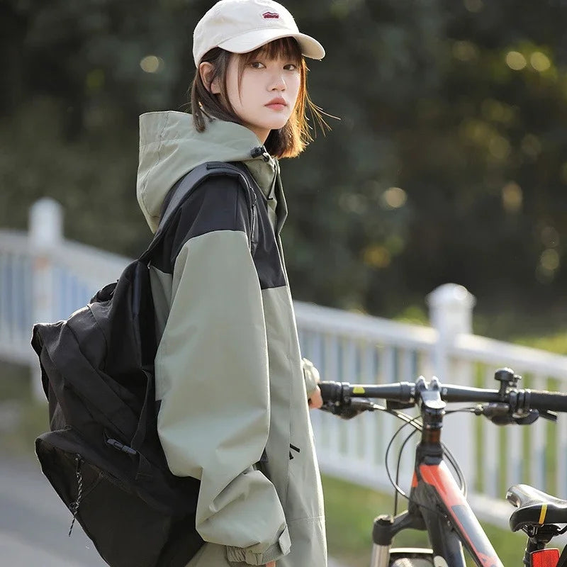 Women Outdoor Waterproof Cycling Jackets Autumn Winter Multi-Pocket Workwear Climbing Clothes Lightweight Loose Windbreaker Coat