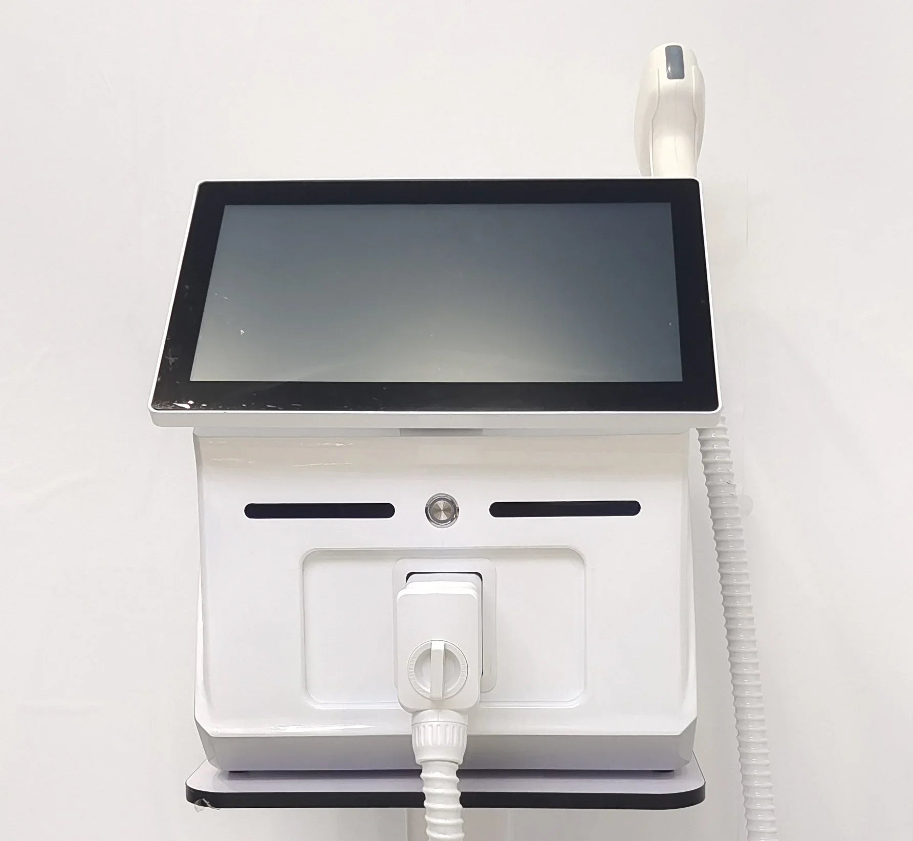 2025 Portable professional 4000W Soprano Diode Ice Titanium Laser Body Hair Removal Machine 4 Waves 808nm 755 940 1064nm Device