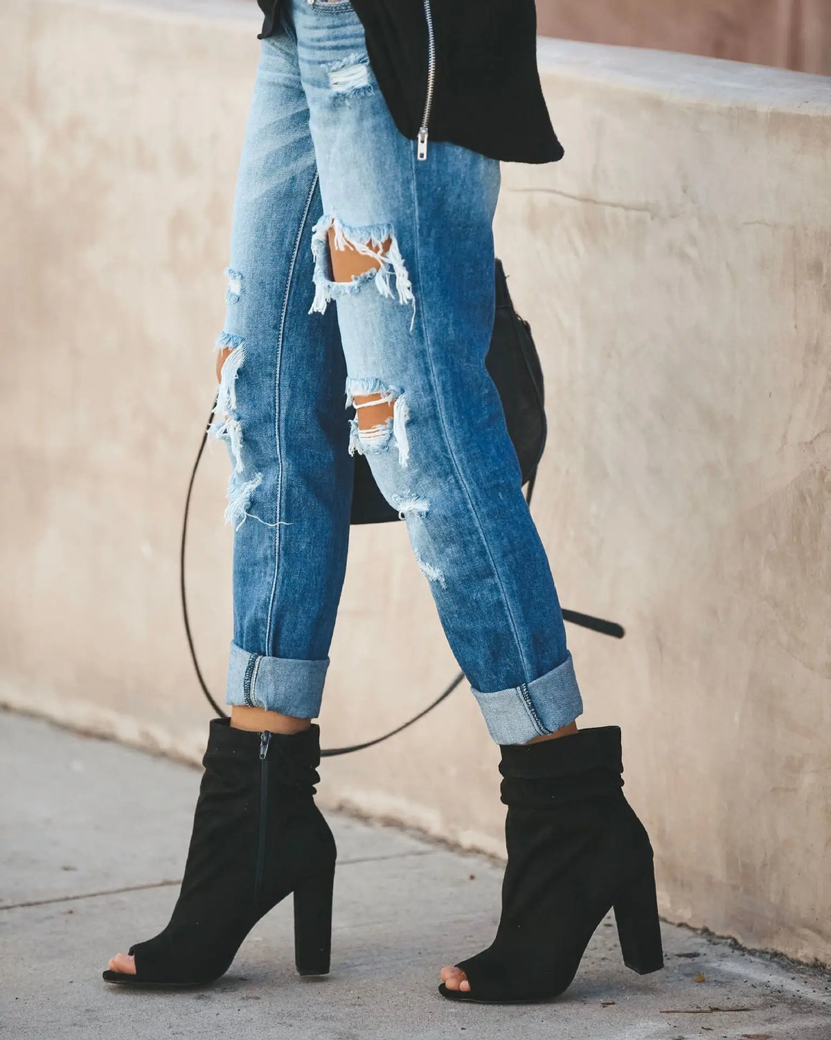 Summer 2026 Women's Casual Washed Ripped Straight Leg Jeans Street Style New Arrival