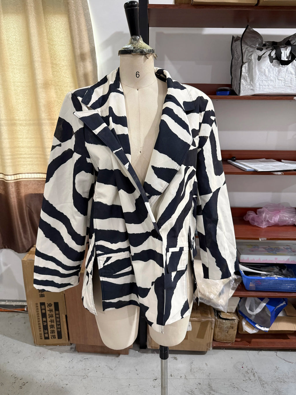 Women Red Fashion Blazer Jacket Lapel Collar Single Button Long Sleeve Loose Casual Coats Oversized Autumn Winter Street Outwear