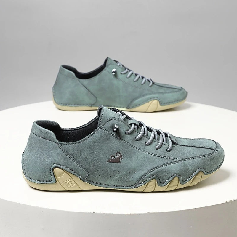 New Men's Shoes Leather Womens Loafers Soft Sole Comfortable Outdoor Walking Shoes Low Top Breathable Women Men Sneakers Zapatos