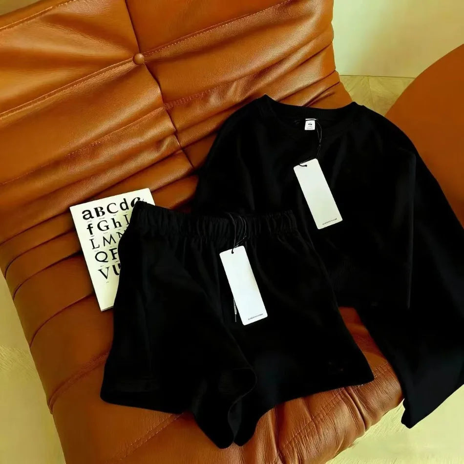 Women's Round-Neck Long-Sleeved Loose Couple Hoodie Set, Solid Color and Simple