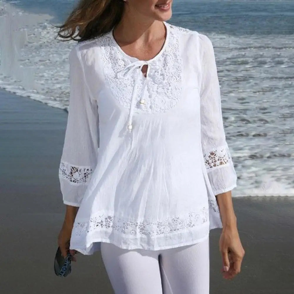Round Neck Women T-shirt Lace Patchwork Crew Neck Lady Spring Shirt Chic Plus Size Casual Lady Spring Blouse for Dating