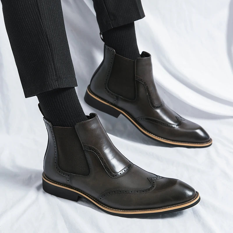 Genuine Leather Shoes Chelsea Boots for Women Retro Carved Boots Round Toe Ankle Boots British Style Women Shoes Winter/Autumn