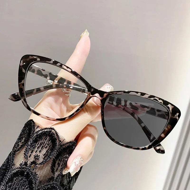 New Trendy Photochromic Glasses Men Women Fashionable Cat Eye Myopia Glasses Vintage Retro Minus Diopter Eyewear 0-1.0-4.0