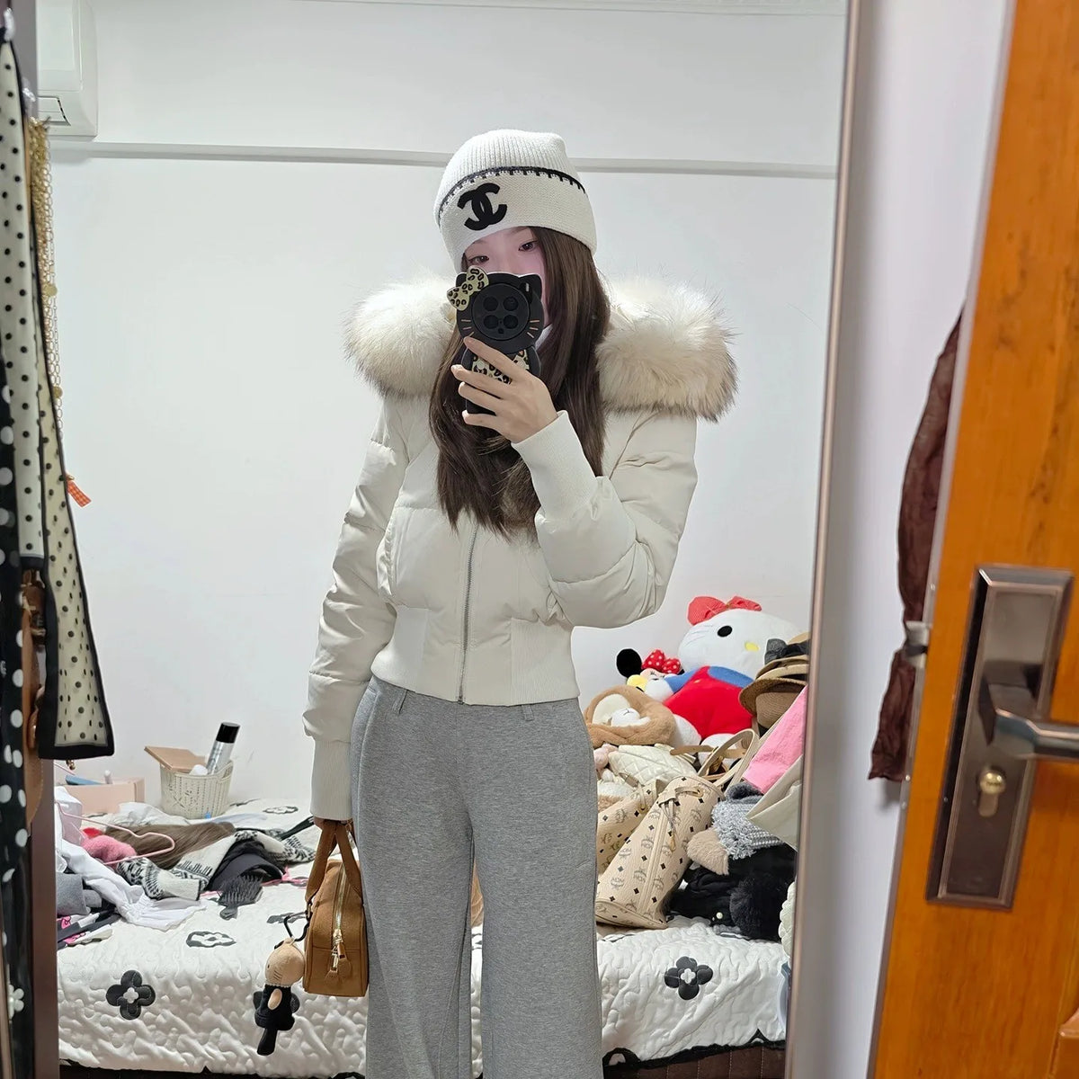 Winter New Women's Faux Fur Hooded Thick Padded Coat Slim Waist Short Cotton Jacket Sweet Style Warm Outerwear Parka
