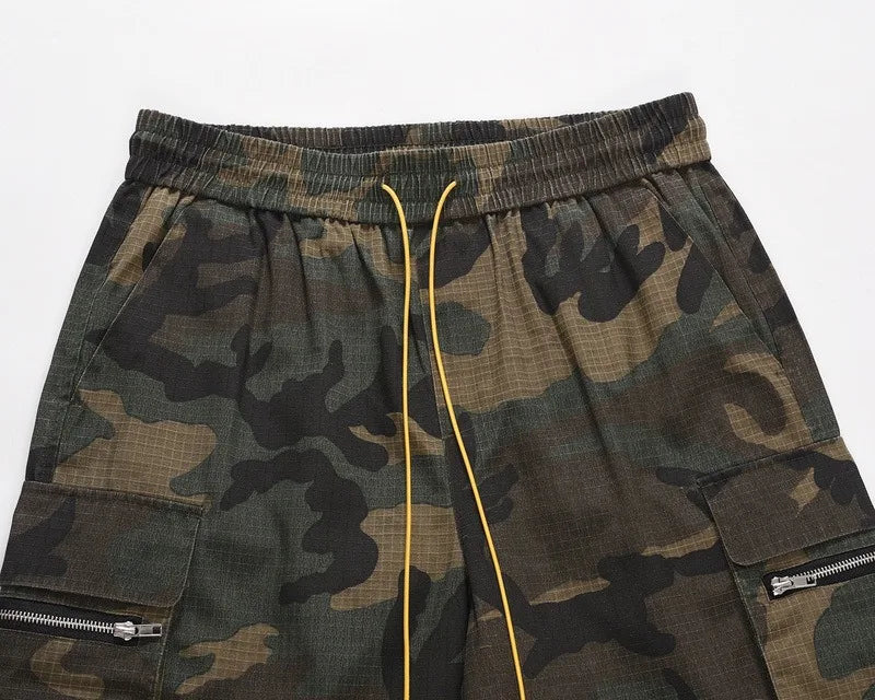 Men's Camouflage Shorts Multi Pocket Zipper Cargo Shorts Streetwear Elastic Drawstring Waist Shorts Male ﻿