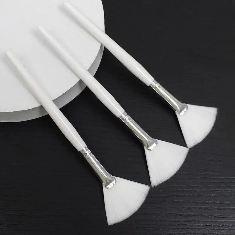 Fan-Shaped Makeup Brush Facial Mask Brush Soft Applicator Brushes Facial Beauty Tool DIY Tool