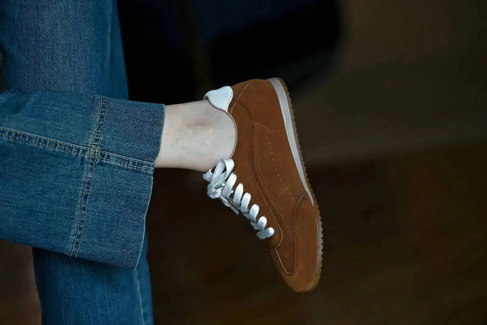 Genuine Leather Brown Suede Flat Loafers Shoes Woman Lace Up Leisure Wome Shoes Autumn Casual Comfort Vacation Lovers Shoes