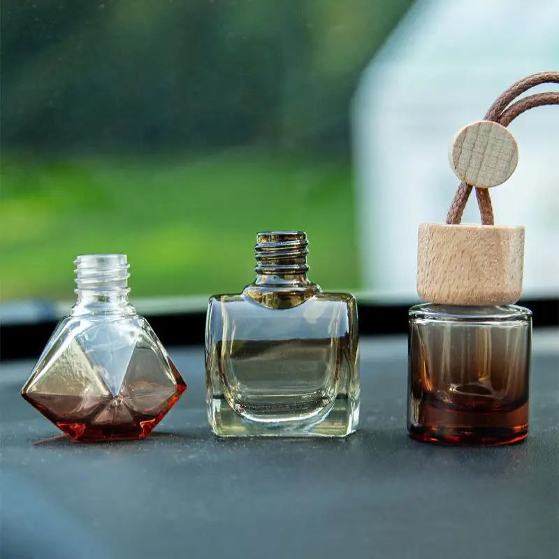 1Pcs Car Essential Oil Diffuser Fragrance Air Freshener Scent Perfume Bottle Ornament Small Round Cap Empty Bottle Pendant