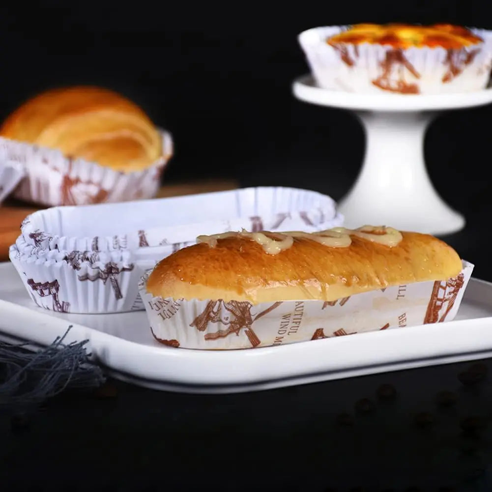 100Pcs Cupcake Liners Greaseproof Baking Cups, Non-Stick Paper Baking Cups, Oval Cake Paper Mufin Liners for Muffins, Cupcakes