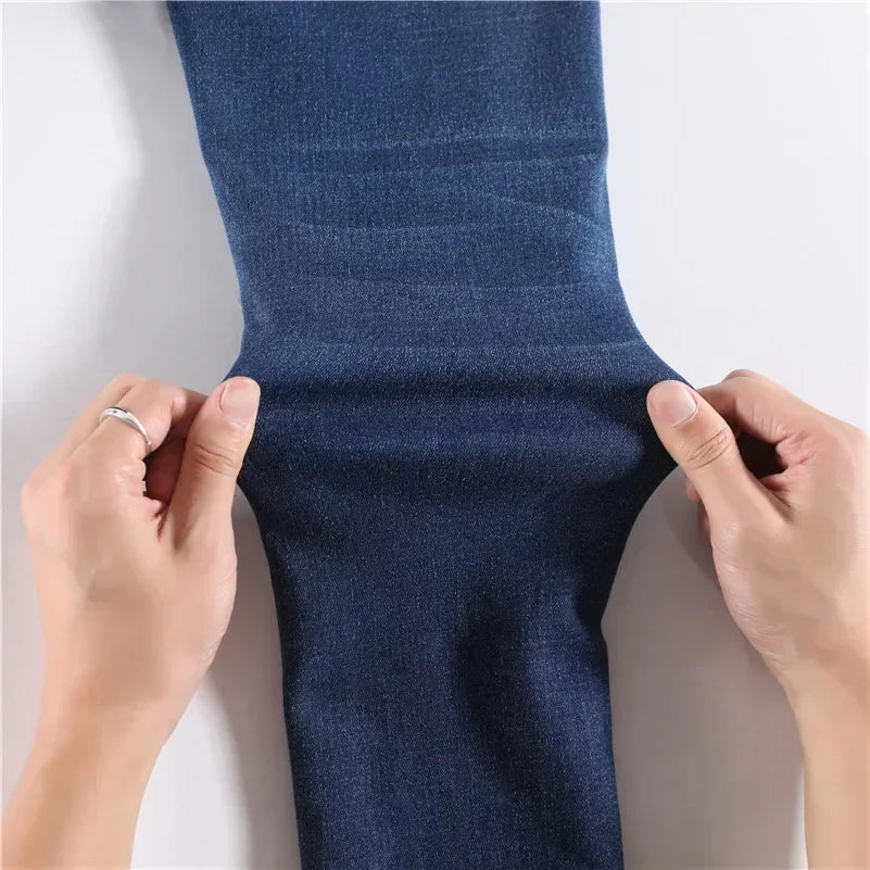 Lady Plush Thermal Jeans Winter Snow Warm Stretch Thin Jeans Women Fleece Pencil Pants Fashion Straight Leg Denim Trousers