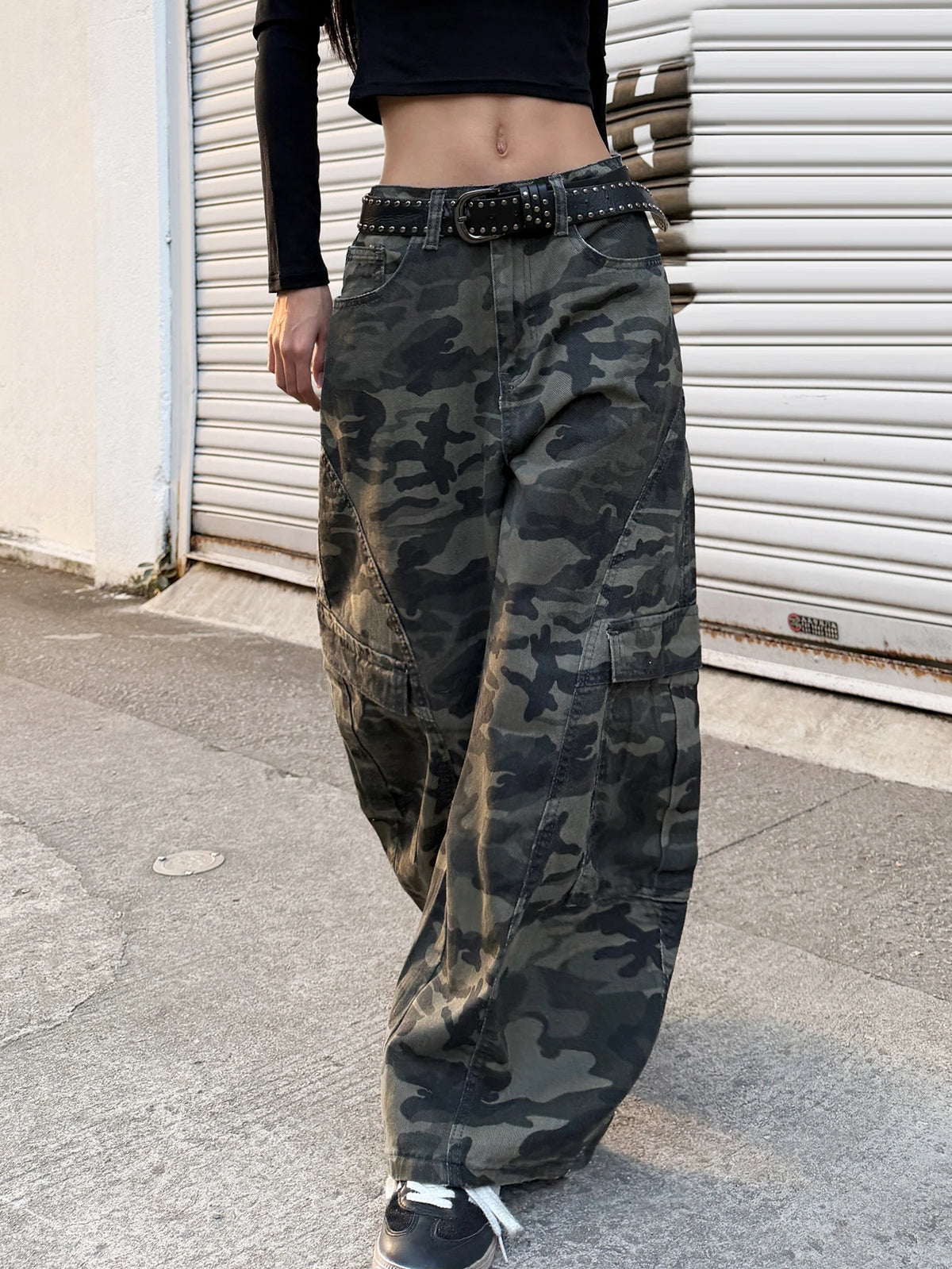 Ladies 2026 Spring Autumn High Waist Loose Wide Leg Y2K Cargo Pants Camo Print Side Big Pocket Stiff Fabric Streetwear Pants