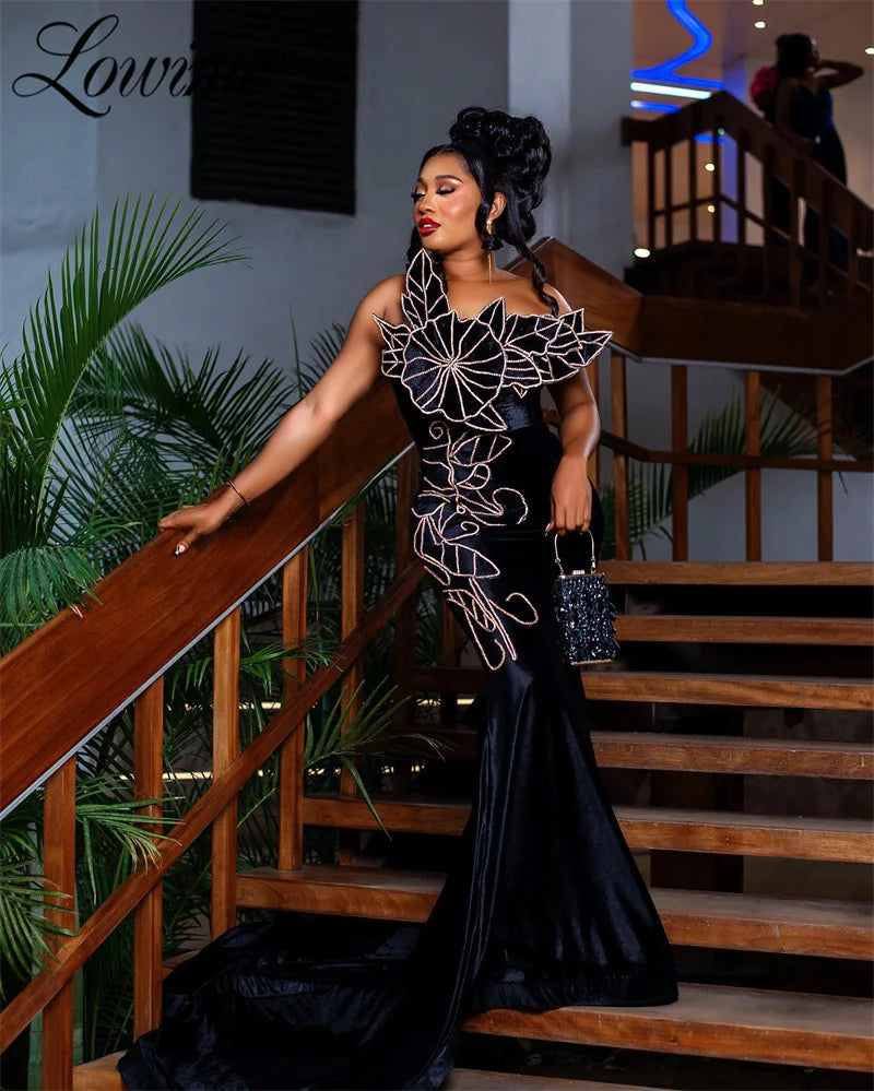 2024 Black Velvet Mermaid Bespoke Occasion Dresses Long African Women Elegant Evening Gowns Custom Made Beaded Prom Party Dress