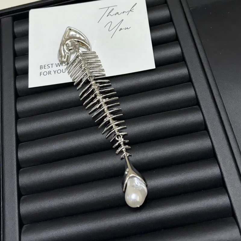 Novelty Design Alloy Big Fish Bone Pendant Choker Necklace For Women Fashion Jewelry Exaggerated Brand Show Statement Necklace